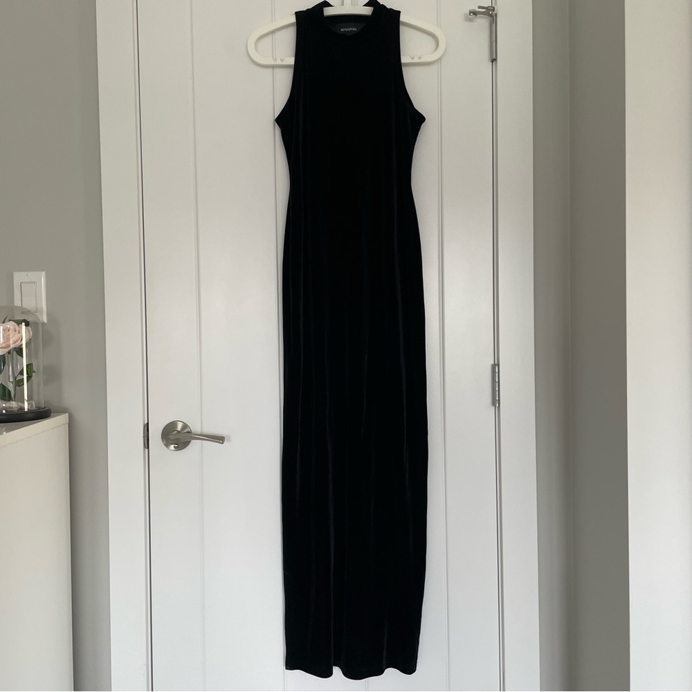 Velvet halter neck maxi dress